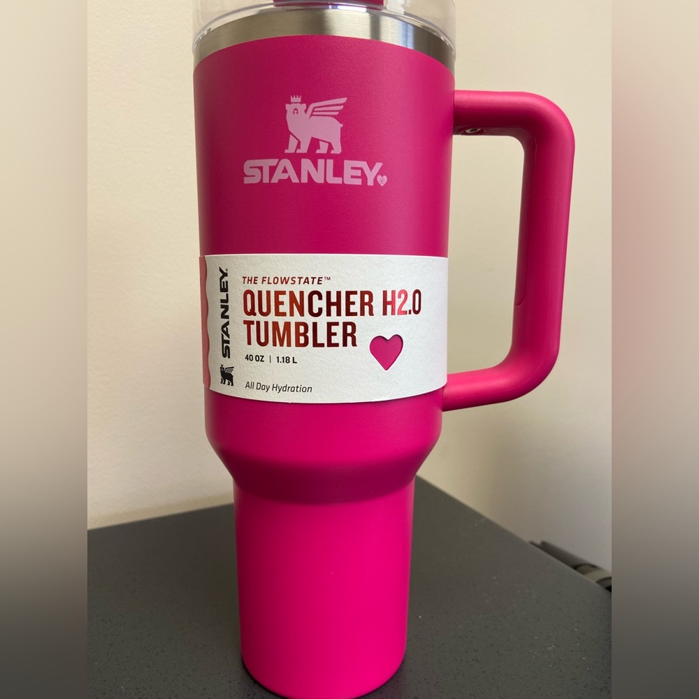 Stanley 40oz Pink Stainless Steel H2.0 Flowstate Quencher Tumbler